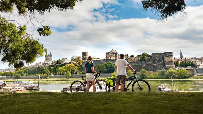 Loiredalen p egen hnd