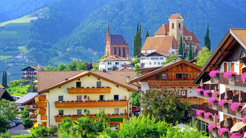 Vandretur Alpene i Nord-Italia p egen hnd