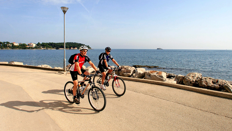 Kroatia - p egen hnd